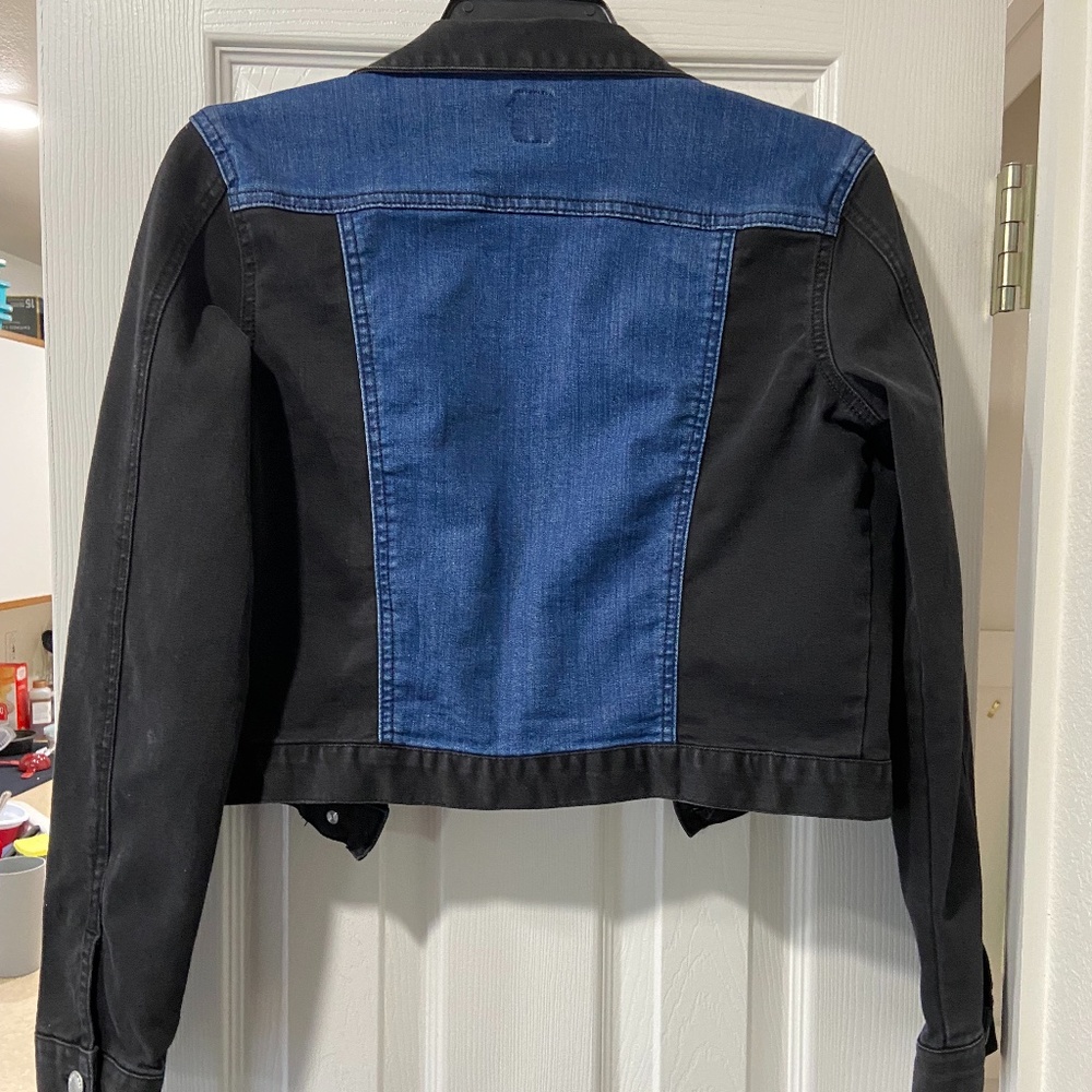 Two-Toned Cropped Denim Jacket - Picture 2 of 3